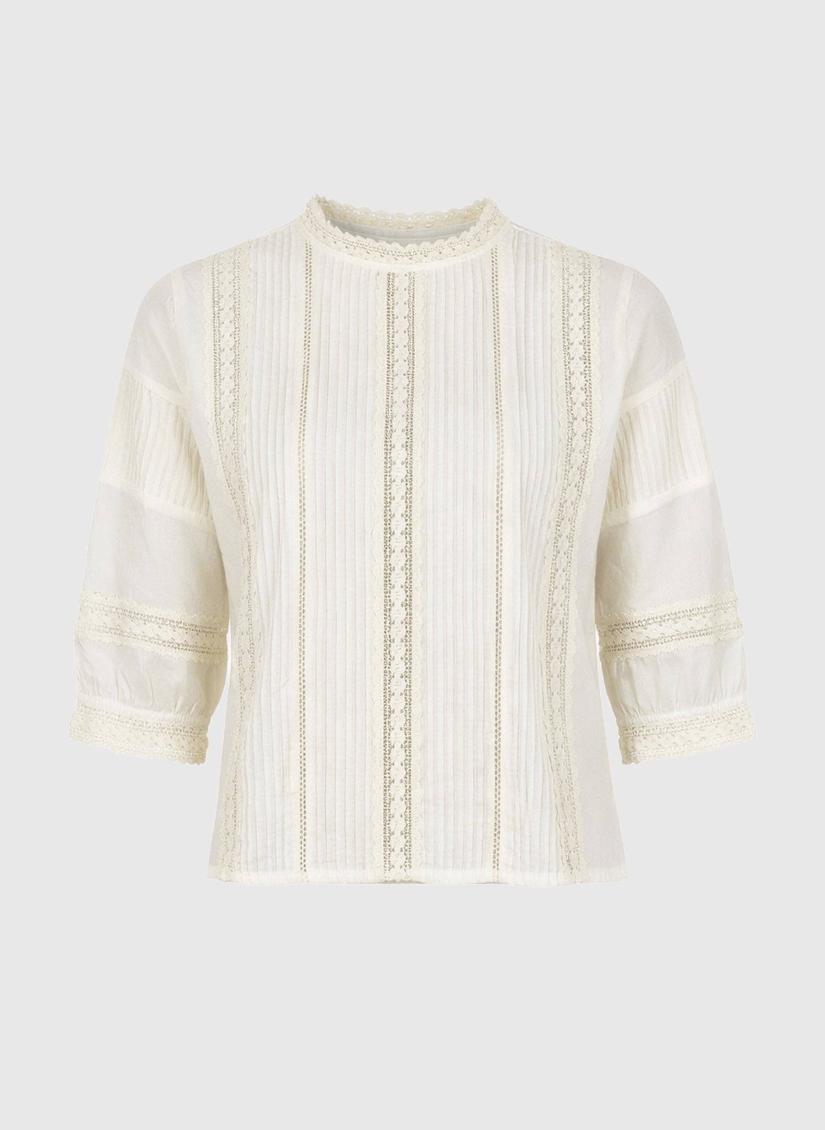 Samilou – Romantisk blus med engelskt broderi