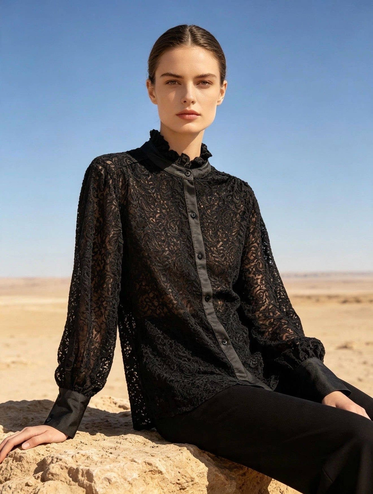 Élise – Fransk spetsblus i broderie anglaise